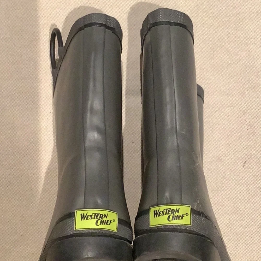 Western Chief - BOOTS - Charcoal - Kids Size US 2 - Style Kids Winterchief